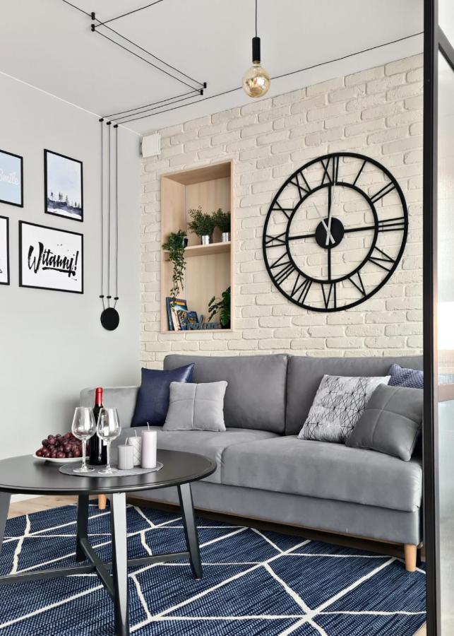 Apartamenty Nadjeziorne Z Tarasem Na Dachu 에우크 외부 사진