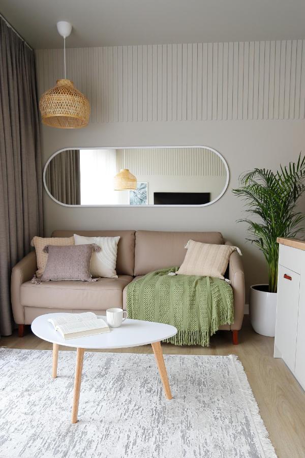 Apartamenty Nadjeziorne Z Tarasem Na Dachu 에우크 외부 사진